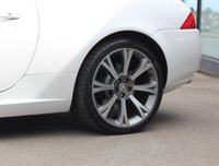 PRE-OWNED 2014 14 JAGUAR XK 5.0 PORTFOLIO 2d 380 BHP Polaris White, Full Black Leather Interior, 20" Orona Alloys (&pound;1025 option), Piano Black Veneer, 3 Spoke Heated Sports Steering Wheel (&pound;500 option), Bowers & Wilkins Audio System, Parking Camera, Electric Folding Mirrors, Heated and Cooled Seats, Heated Front Screen, Wind Deflector, Auto Headlights, Satellite Navigation, Bluetooth Phone, System, DAB Radio, Cruise Control, Keyless Entry, Suede Headlining, LED Taillights, LED Running Lights With Xenon Headlights, Rain Sensing Wipers, 16 Way Electr