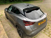 USED 2023 23 NISSAN JUKE 1.0 DIG-T N-CONNECTA DCT 5d 113 BHP NEW SHAPE 2023 NISSAN JUKE DIG-T N/CONNECTA - AUTOMATIC - SUV 5DR - SAT NAV - 1 OWNER - UNDER 11,000 MILES - BALANCE OF NISSAN WARRANTY