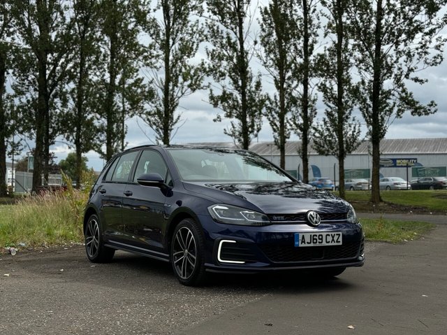 View our Volkswagen Golf 1.4 GTE DSG 5d 202 BHP