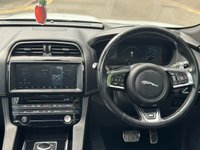 USED 2017 66 JAGUAR F-PACE 3.0 V6 S AWD 5d 296 BHP 