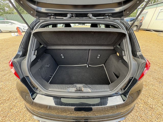 2019 FORD FIESTA - Photo 11