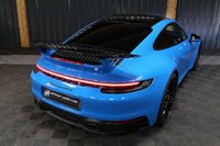 USED 2022 22 PORSCHE 911 3.0 CARRERA GTS 2d 474 BHP AERO KIT, EXTERIOR PACK IN GLOSS BLACK, PANORAMIC GLASS ROOF, CARBON AND CLOSS BLACK MIRRORS, REVERSE CAMERA, SPORTS EXHAUST, BURMESTER AUDIO AND MORE!!