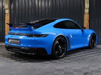 USED 2022 22 PORSCHE 911 3.0 CARRERA GTS 2d 474 BHP AERO KIT, EXTERIOR PACK IN GLOSS BLACK, PANORAMIC GLASS ROOF, CARBON AND CLOSS BLACK MIRRORS, REVERSE CAMERA, SPORTS EXHAUST, BURMESTER AUDIO AND MORE!!