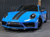 USED 2022 22 PORSCHE 911 3.0 CARRERA GTS 2d 474 BHP AERO KIT, EXTERIOR PACK IN GLOSS BLACK, PANORAMIC GLASS ROOF, CARBON AND CLOSS BLACK MIRRORS, REVERSE CAMERA, SPORTS EXHAUST, BURMESTER AUDIO AND MORE!!