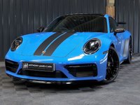 USED 2022 22 PORSCHE 911 3.0 CARRERA GTS 2d 474 BHP AERO KIT, EXTERIOR PACK IN GLOSS BLACK, PANORAMIC GLASS ROOF, CARBON AND CLOSS BLACK MIRRORS, REVERSE CAMERA, SPORTS EXHAUST, BURMESTER AUDIO AND MORE!!