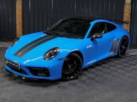 USED 2022 22 PORSCHE 911 3.0 CARRERA GTS 2d 474 BHP AERO KIT, EXTERIOR PACK IN GLOSS BLACK, PANORAMIC GLASS ROOF, CARBON AND CLOSS BLACK MIRRORS, REVERSE CAMERA, SPORTS EXHAUST, BURMESTER AUDIO AND MORE!!