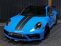 USED 2022 22 PORSCHE 911 3.0 CARRERA GTS 2d 474 BHP AERO KIT, EXTERIOR PACK IN GLOSS BLACK, PANORAMIC GLASS ROOF, CARBON AND CLOSS BLACK MIRRORS, REVERSE CAMERA, SPORTS EXHAUST, BURMESTER AUDIO AND MORE!!