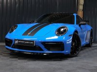 USED 2022 22 PORSCHE 911 3.0 CARRERA GTS 2d 474 BHP AERO KIT, EXTERIOR PACK IN GLOSS BLACK, PANORAMIC GLASS ROOF, CARBON AND CLOSS BLACK MIRRORS, REVERSE CAMERA, SPORTS EXHAUST, BURMESTER AUDIO AND MORE!!