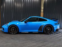USED 2022 22 PORSCHE 911 3.0 CARRERA GTS 2d 474 BHP AERO KIT, EXTERIOR PACK IN GLOSS BLACK, PANORAMIC GLASS ROOF, CARBON AND CLOSS BLACK MIRRORS, REVERSE CAMERA, SPORTS EXHAUST, BURMESTER AUDIO AND MORE!!