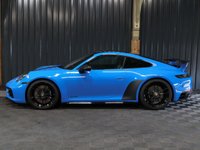 USED 2022 22 PORSCHE 911 3.0 CARRERA GTS 2d 474 BHP AERO KIT, EXTERIOR PACK IN GLOSS BLACK, PANORAMIC GLASS ROOF, CARBON AND CLOSS BLACK MIRRORS, REVERSE CAMERA, SPORTS EXHAUST, BURMESTER AUDIO AND MORE!!