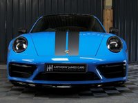 USED 2022 22 PORSCHE 911 3.0 CARRERA GTS 2d 474 BHP AERO KIT, EXTERIOR PACK IN GLOSS BLACK, PANORAMIC GLASS ROOF, CARBON AND CLOSS BLACK MIRRORS, REVERSE CAMERA, SPORTS EXHAUST, BURMESTER AUDIO AND MORE!!
