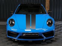 USED 2022 22 PORSCHE 911 3.0 CARRERA GTS 2d 474 BHP AERO KIT, EXTERIOR PACK IN GLOSS BLACK, PANORAMIC GLASS ROOF, CARBON AND CLOSS BLACK MIRRORS, REVERSE CAMERA, SPORTS EXHAUST, BURMESTER AUDIO AND MORE!!