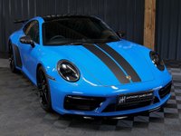 USED 2022 22 PORSCHE 911 3.0 CARRERA GTS 2d 474 BHP AERO KIT, EXTERIOR PACK IN GLOSS BLACK, PANORAMIC GLASS ROOF, CARBON AND CLOSS BLACK MIRRORS, REVERSE CAMERA, SPORTS EXHAUST, BURMESTER AUDIO AND MORE!!