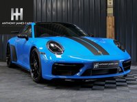 USED 2022 22 PORSCHE 911 3.0 CARRERA GTS 2d 474 BHP AERO KIT, EXTERIOR PACK IN GLOSS BLACK, PANORAMIC GLASS ROOF, CARBON AND CLOSS BLACK MIRRORS, REVERSE CAMERA, SPORTS EXHAUST, BURMESTER AUDIO AND MORE!!