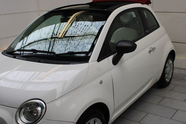 2011 FIAT 500C - Photo 5