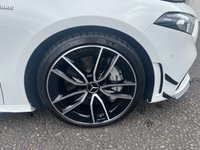 USED 2019 69 MERCEDES-BENZ A-CLASS 2.0 AMG A 35 4MATIC PREMIUM PLUS 5d AUTO 302 BHP 