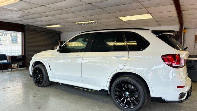 2017 BMW X5 - Photo 9