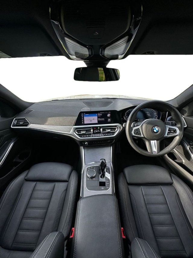 2020 BMW 3 SERIES - Photo 8