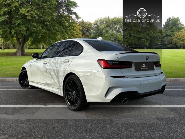 2020 BMW 3 SERIES - Photo 3