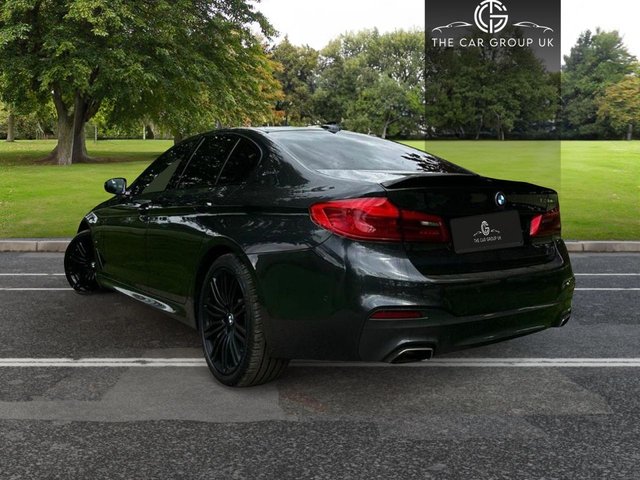 2019 BMW 5 SERIES - Photo 4
