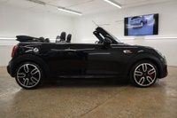 USED 2018 18 MINI CONVERTIBLE 2.0 JOHN COOPER WORKS 2d 228 BHP COOPER CHILI PACK, NAVIGATION PLUS PACK & 18,600 MILES
