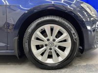 USED 2013 62 VOLKSWAGEN GOLF 1.6 TDI BlueMotion Tech SE Hatchback 5dr Diesel Manual Euro 5 (s/s) (105 ps) F+R Parking Sensors, DAB Radio, Cruise Control, &pound;0 Tax