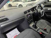 USED 2013 62 VOLKSWAGEN GOLF 1.6 TDI BlueMotion Tech SE Hatchback 5dr Diesel Manual Euro 5 (s/s) (105 ps) F+R Parking Sensors, DAB Radio, Cruise Control, &pound;0 Tax