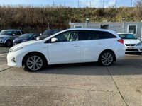USED 2014 64 TOYOTA AURIS 1.8 VVT-I EXCEL 5d 98 BHP 