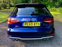 USED 2019 69 AUDI A3 2.0 S3 SPORTBACK TFSI QUATTRO 5d AUTO 296 BHP 1 PRIVATE OWNER WITH FULL AUDI GUILDFORD SERVICE HISTORY,\\FULL LEATHER WITH HEATED FRONT SEATS///SAT-NAV//BLUETOOTH\\CRUISE-CONTROL\\APPLE-PLAY  296 BHP 1 PRIVATE OWNER WITH FULL AUDI GUILDFORD SERVICE HISTORY,\\FULL LEATHER WITH HEATED FRONT SEATS///SAT-NAV//BLUETOOTH\\CRUISE-CONTROL\\\APPLE-PLAY