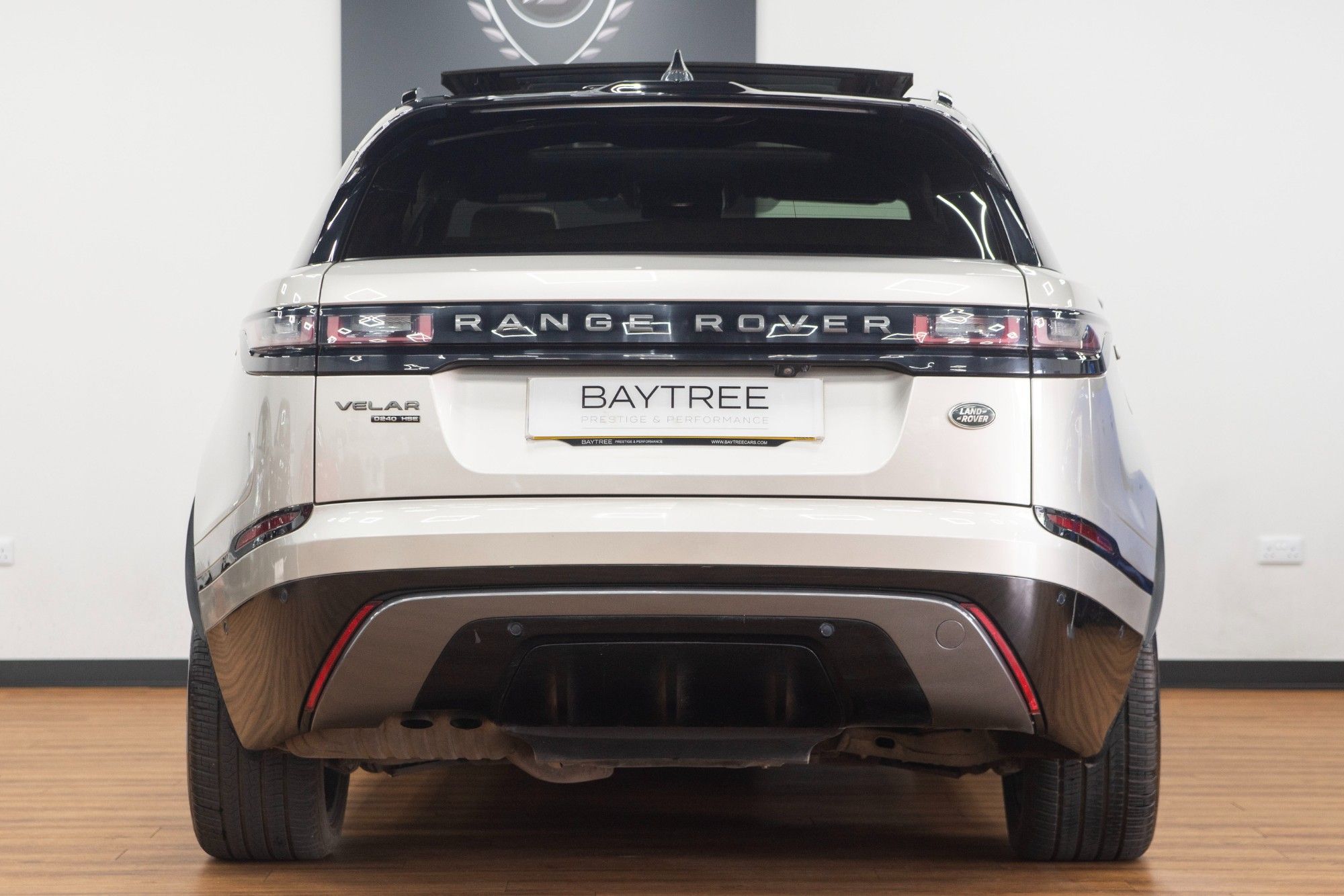USED 2019 68 LAND ROVER RANGE ROVER VELAR 2.0 R-DYNAMIC HSE  