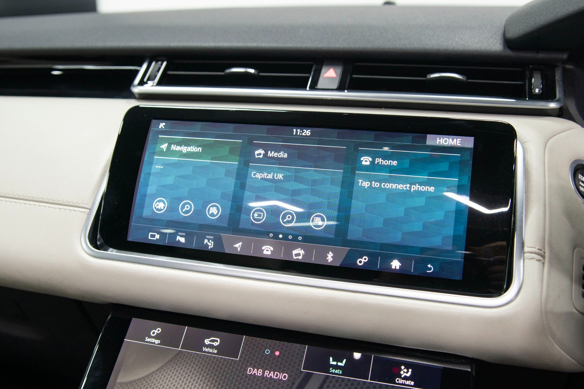 USED 2019 68 LAND ROVER RANGE ROVER VELAR 2.0 R-DYNAMIC HSE  