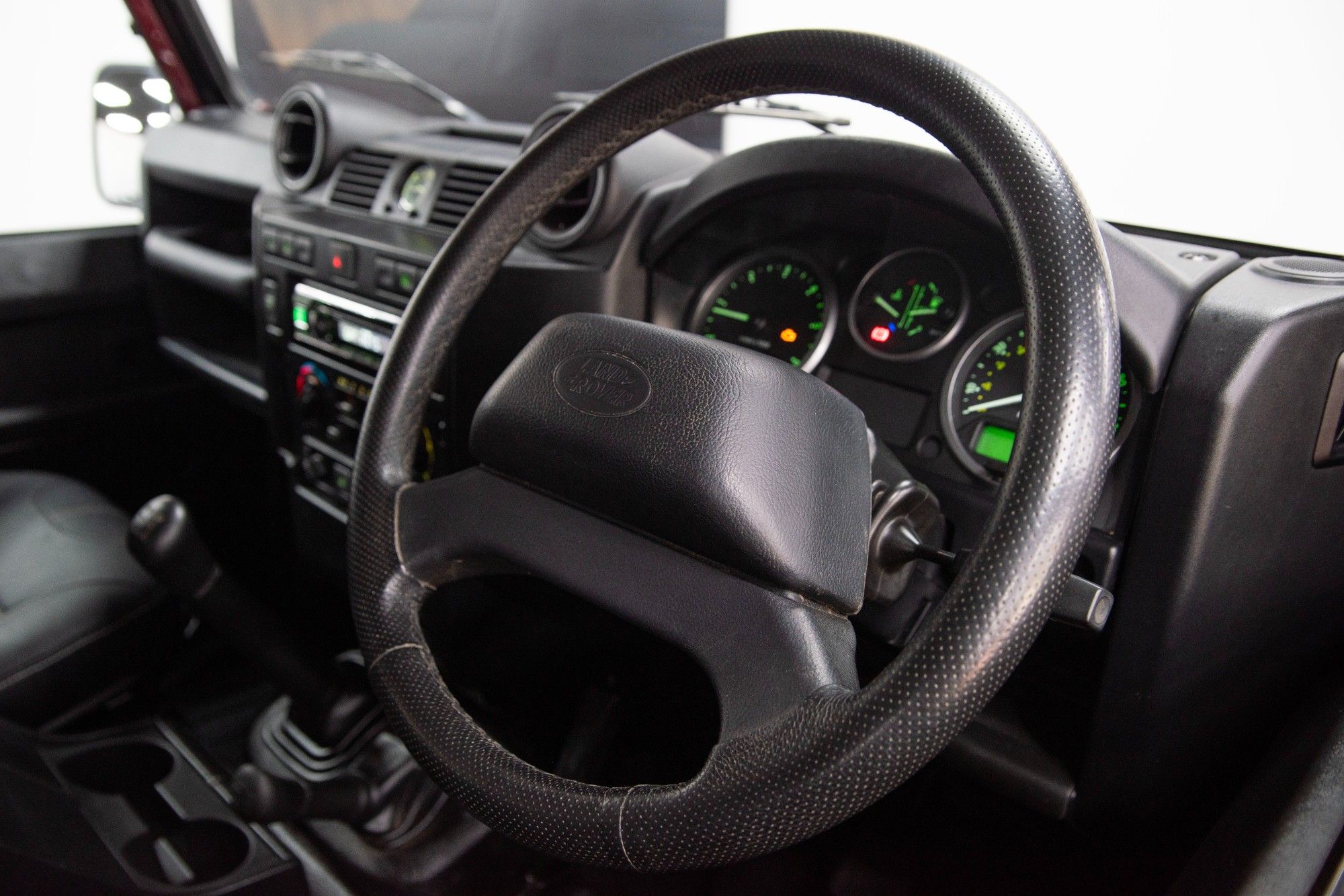 USED 2015 08 LAND ROVER DEFENDER 2.2 TD XS DCB 