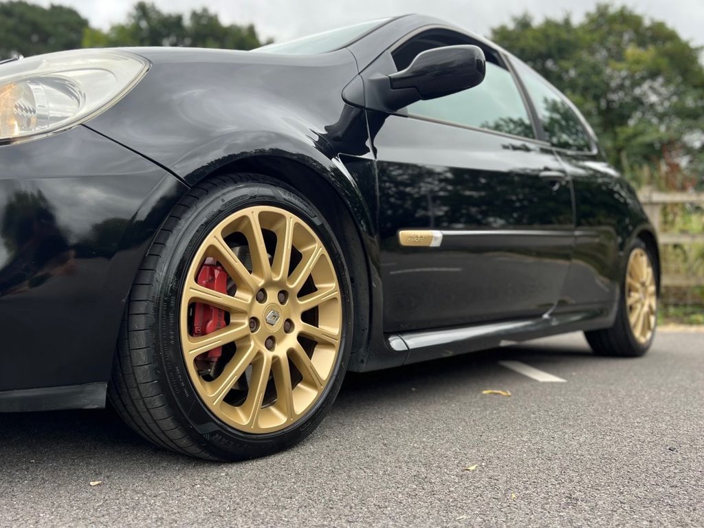 USED 2006 56 RENAULT CLIO RENAULTSPORT 197 // 3d // 2.0 195 BHP // px swap 