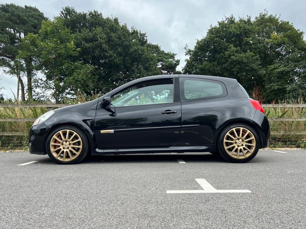USED 2006 56 RENAULT CLIO RENAULTSPORT 197 // 3d // 2.0 195 BHP // px swap 