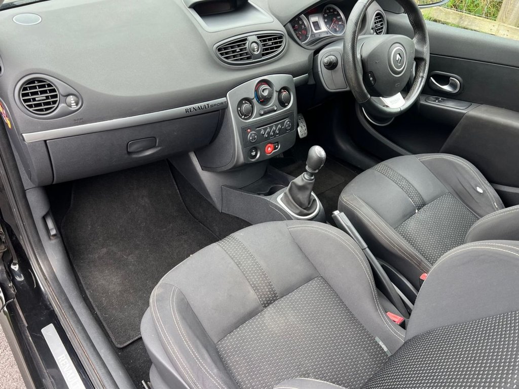 USED 2006 56 RENAULT CLIO RENAULTSPORT 197 // 3d // 2.0 195 BHP // px swap 