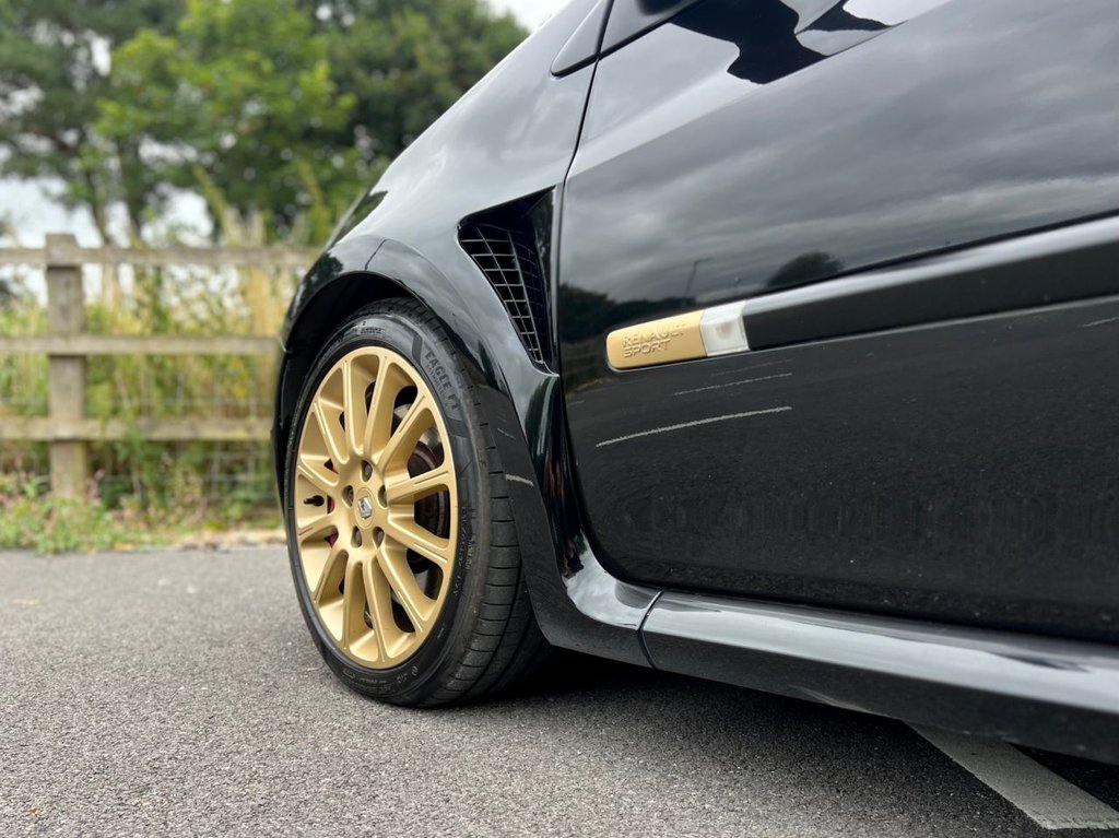 USED 2006 56 RENAULT CLIO RENAULTSPORT 197 // 3d // 2.0 195 BHP // px swap 