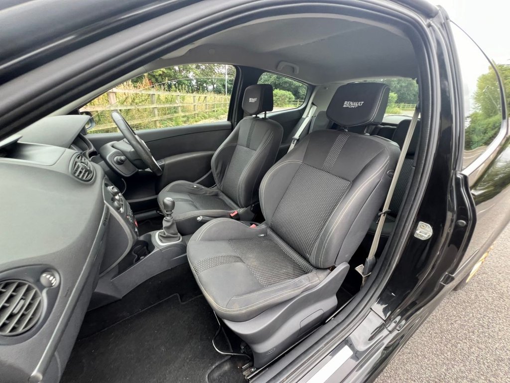 USED 2006 56 RENAULT CLIO RENAULTSPORT 197 // 3d // 2.0 195 BHP // px swap 