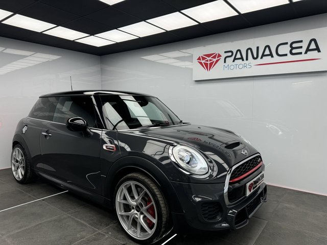 2016 K MINI Hatch John Cooper Works 2.0 JOHN COOPER WORKS 3d 228 BHP