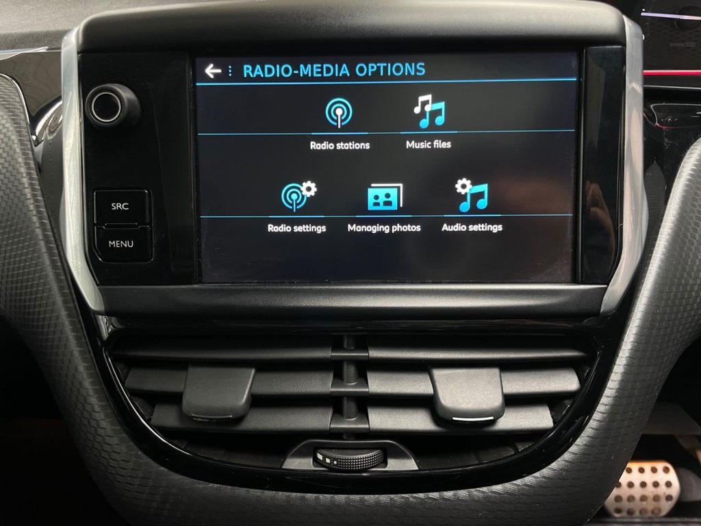 USED 2019 19 PEUGEOT 2008 1.2 PURETECH S/S GT LINE 5d 109 BHP PAN ROOF+NAV+R/CAMERA+APPLE CAR PLA