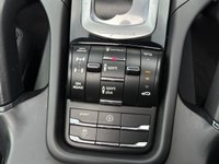 USED 2017 10 PORSCHE CAYENNE 3.0 D V6 PLATINUM EDITION TIPTRONIC S 5d 258 BHP 