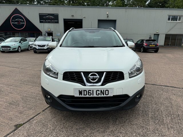 View our NISSAN QASHQAI