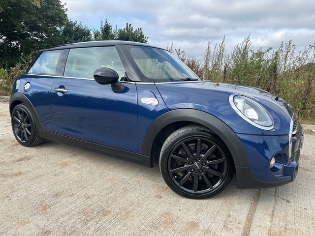2015 15 MINI Hatch Cooper 2.0 COOPER SD 3d 168 BHP