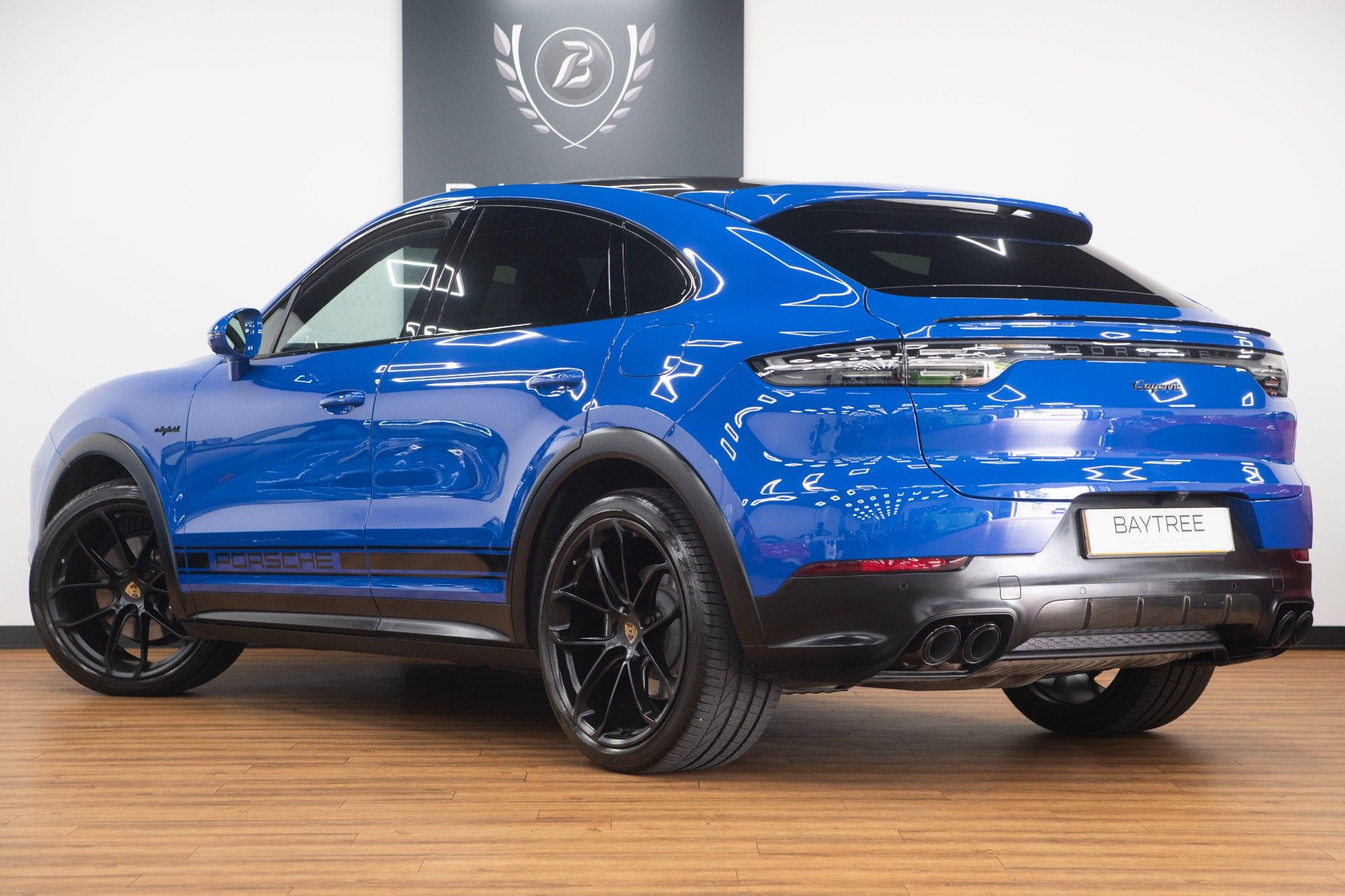 USED 2023 72 PORSCHE CAYENNE 3.0 V6 PLATINUM EDITION PHEV COUPE