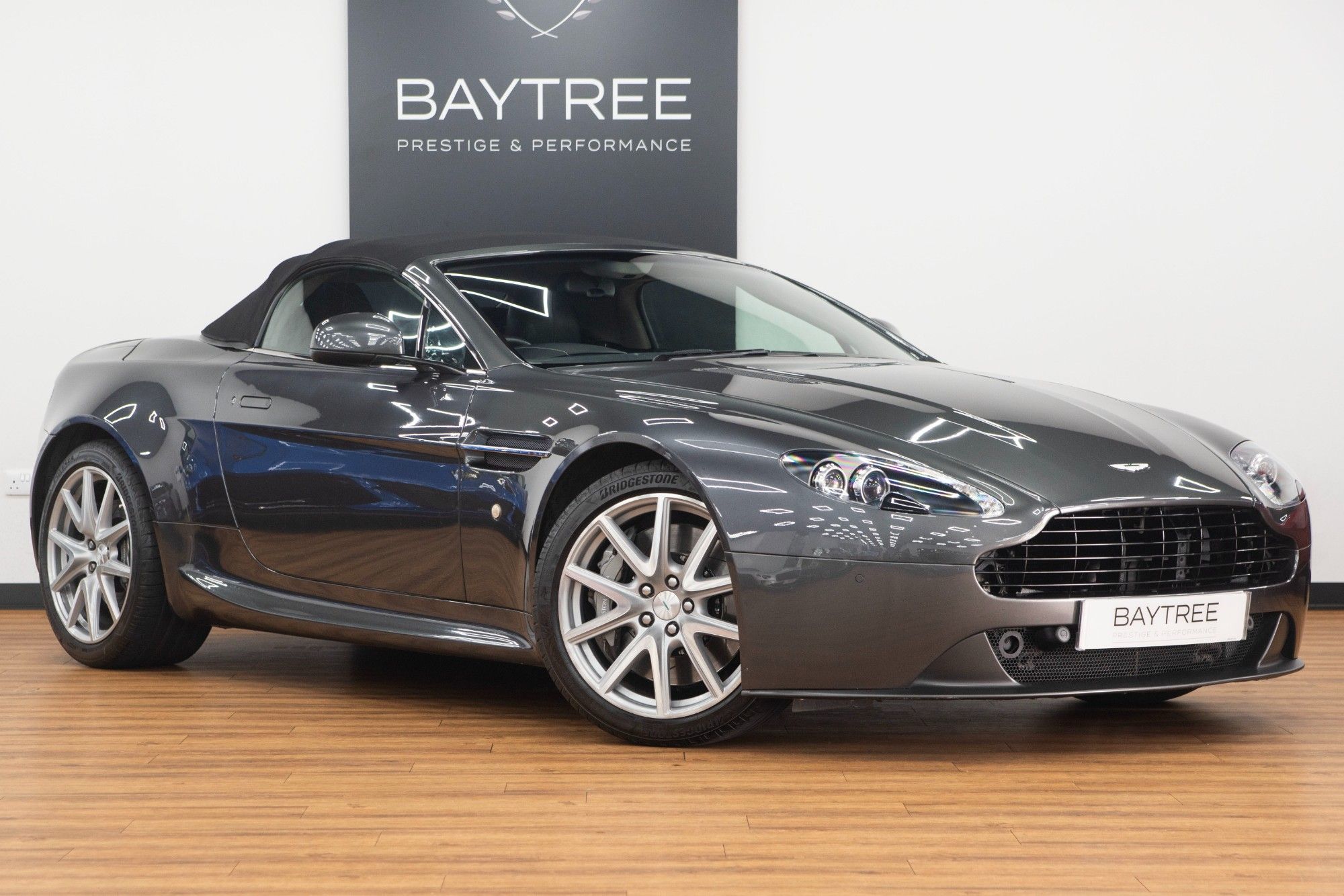 USED 2013 04 ASTON MARTIN VANTAGE 4.7 V8 ROADSTER 
