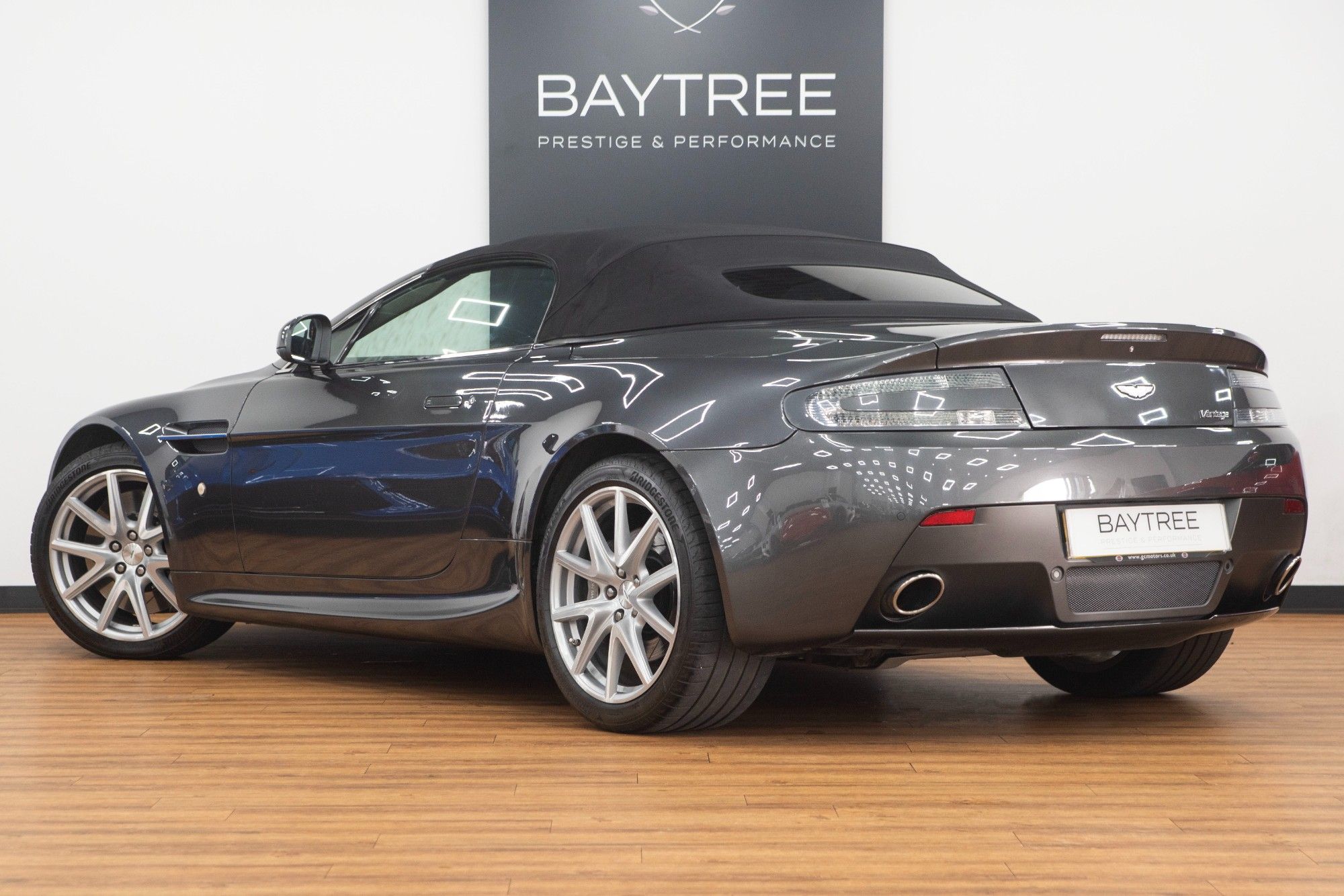 USED 2013 04 ASTON MARTIN VANTAGE 4.7 V8 ROADSTER 
