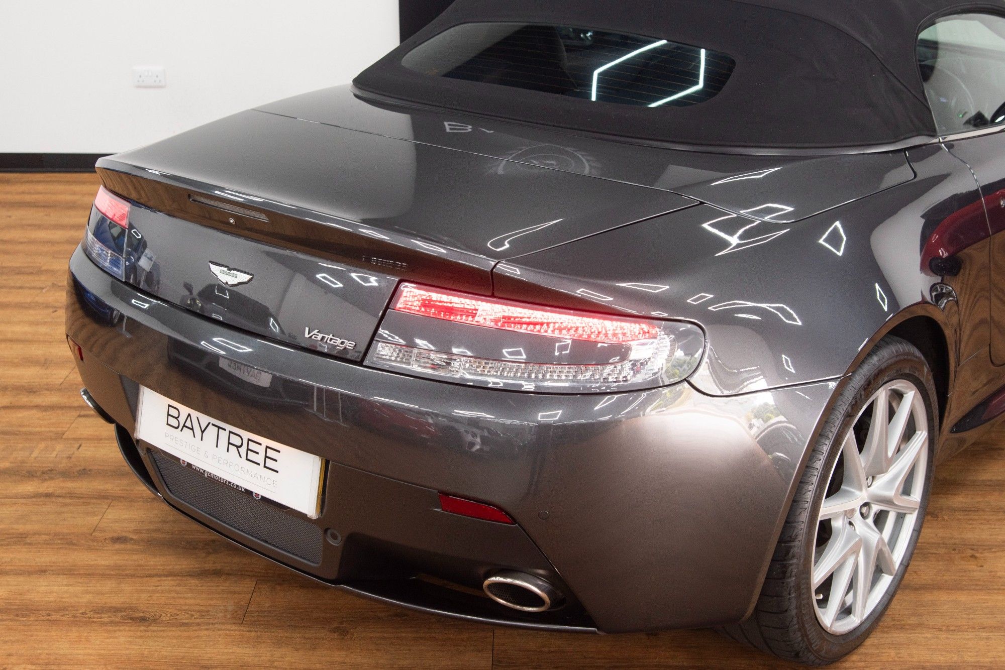 USED 2013 04 ASTON MARTIN VANTAGE 4.7 V8 ROADSTER 