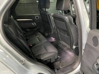 USED 2019 69 LAND ROVER DISCOVERY 5 3.0 SD6 LANDMARK 5d 302 BHP AUTO 4X4 LOVELY 2019 DISCOVERY 5 3.0 SD6 LANDMARK EDITION - ONE OWNER FROM NEW - LANDROVER SERVICE HISTORY - INDUS SILVER - BLACK PACK - 21 INCH ALLOY WHEELS - GLASS PANROOF - HEATED SEATS - HEATED STEERING WHEEL