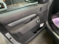 USED 2019 69 LAND ROVER DISCOVERY 5 3.0 SD6 LANDMARK 5d 302 BHP AUTO 4X4 LOVELY 2019 DISCOVERY 5 3.0 SD6 LANDMARK EDITION - ONE OWNER FROM NEW - LANDROVER SERVICE HISTORY - INDUS SILVER - BLACK PACK - 21 INCH ALLOY WHEELS - GLASS PANROOF - HEATED SEATS - HEATED STEERING WHEEL