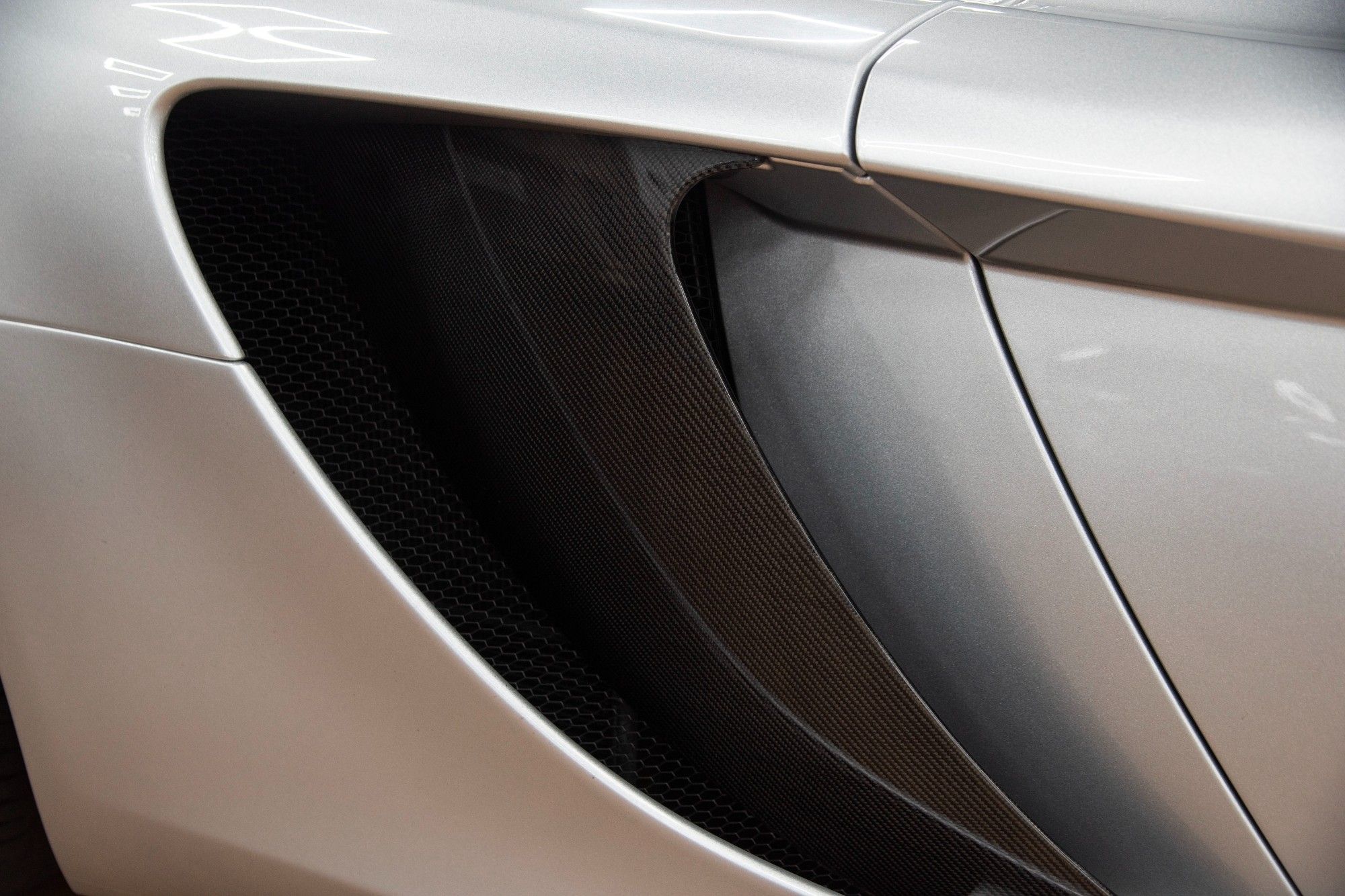 USED 2012 54 MCLAREN MP4-12C 3.8 V8 