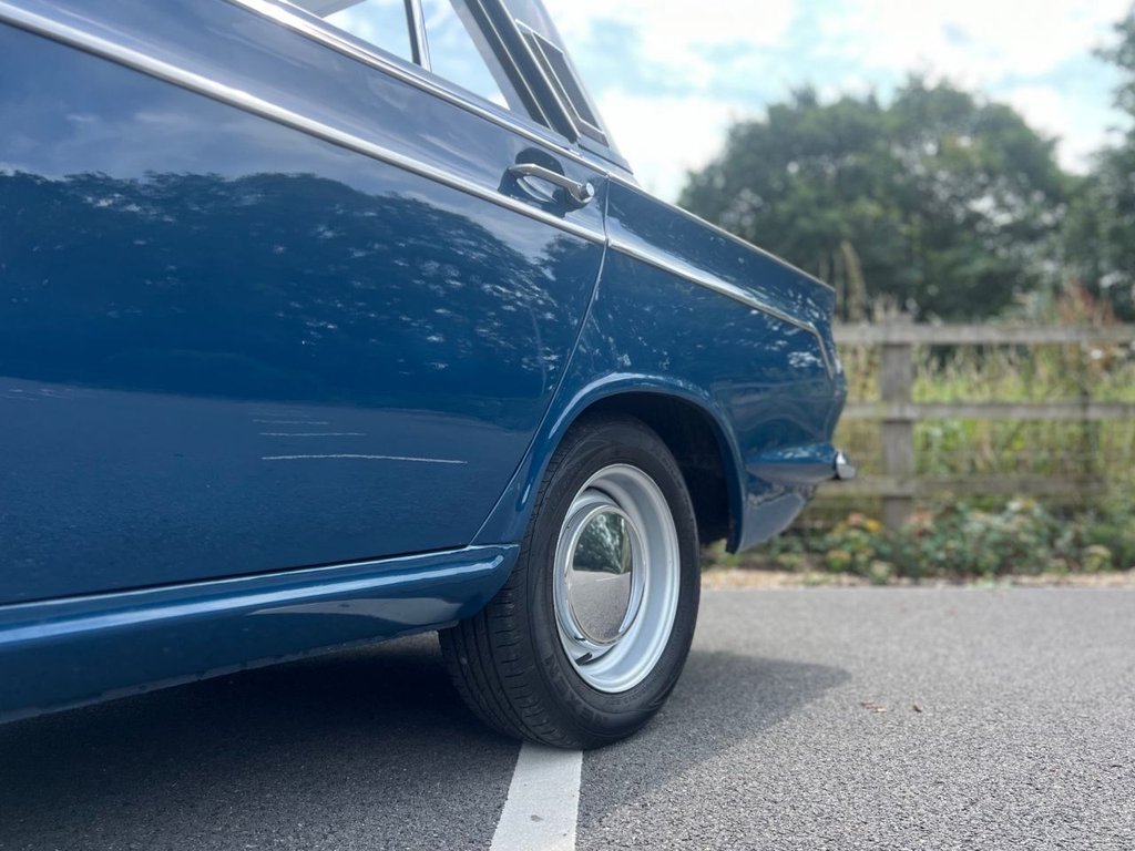 USED 1965 FORD CORTINA 1500 Super Deluxe // Mk1 Saloon // px swap 